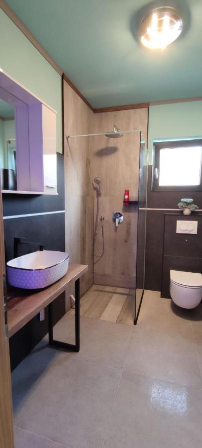 Spacious Modern Apartment Biograd Na Moru Bagian luar foto